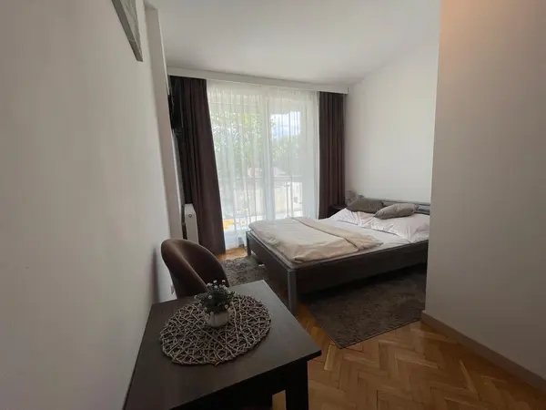 Pokój 203